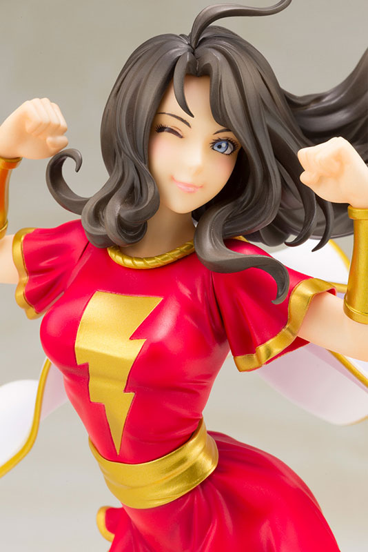 Kotobukiya Bishoujo DC Universe Comics Mary (Shazam Family) Estatua